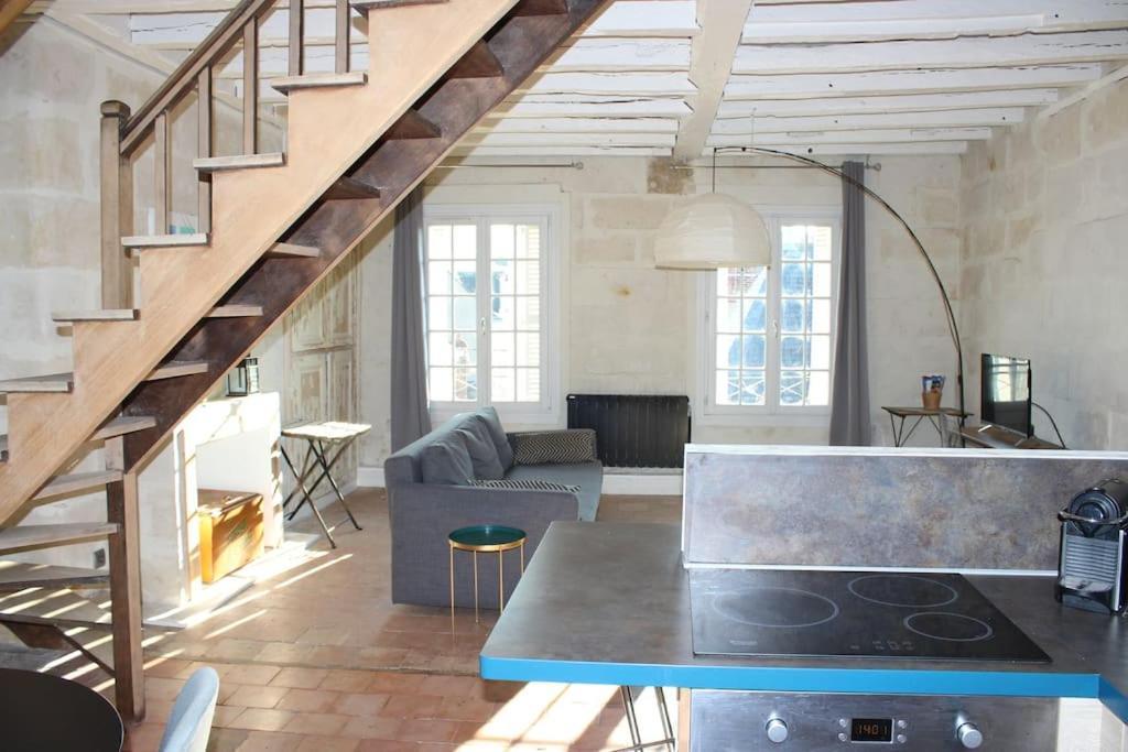 Apartamento Charmant Duplex Rue Colbert Tours Exterior foto